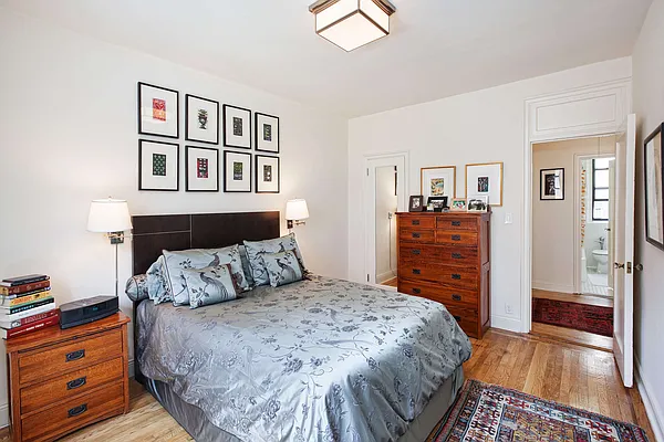 Sold by Compass | media 5