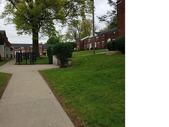 3rd image of 471 Tremont Ave APT 30