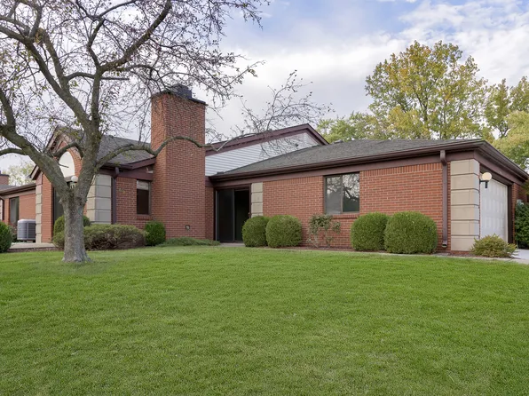 2066 Oak Run Ct, Indianapolis, IN 46260