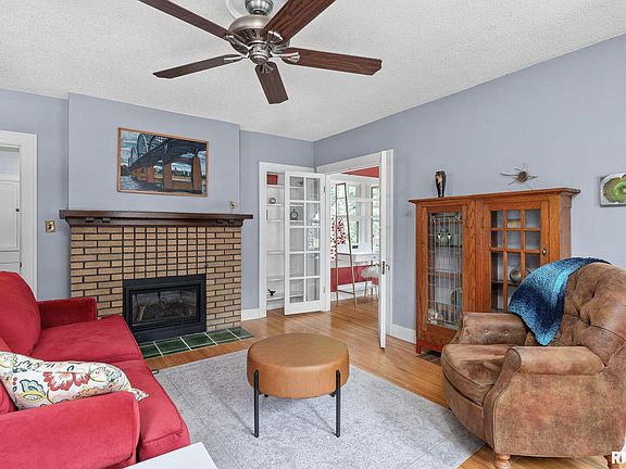 3rd image of 2623 Fair Ave