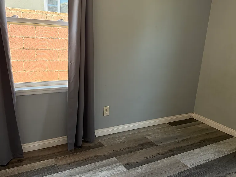 16916 Hayter Ave — Photo 11