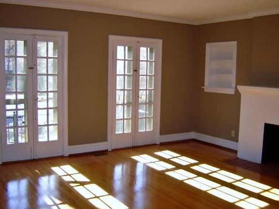 3rd image of 7311 Pershing Ave APT 1W