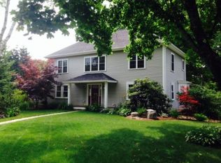 17 Round Bay Rd, Laconia, NH 03246