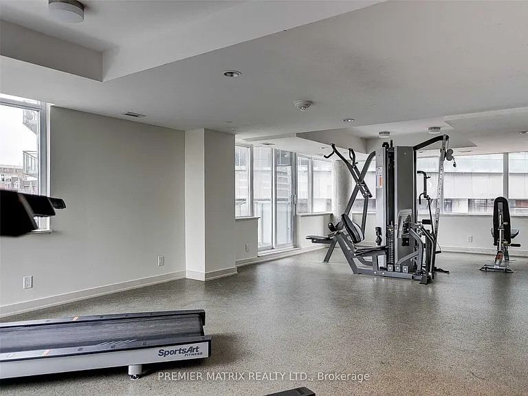 20 Joe Shuster Way #910 — Photo 27