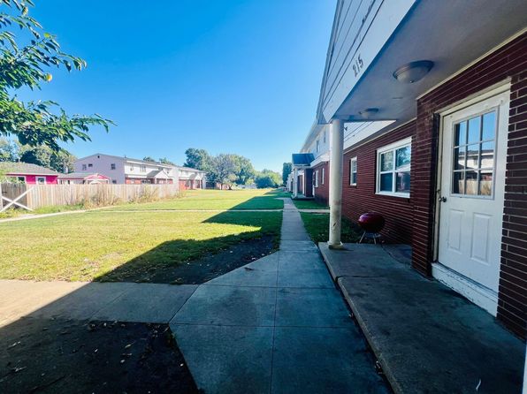 215 Miriam Dr