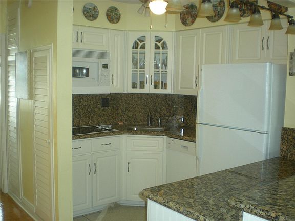 5th image of 4050 N Ocean Drive #803