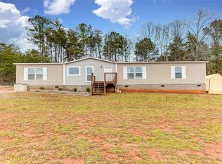 325 Pickle Hill Rd, Pickens, SC 29671