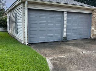 1127 Brookhollow Dr, Baton Rouge, LA 70810