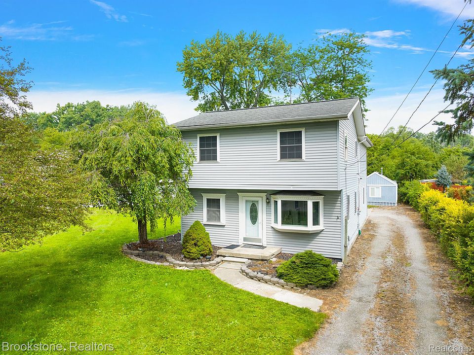 1st image of 20853 McKishnie St