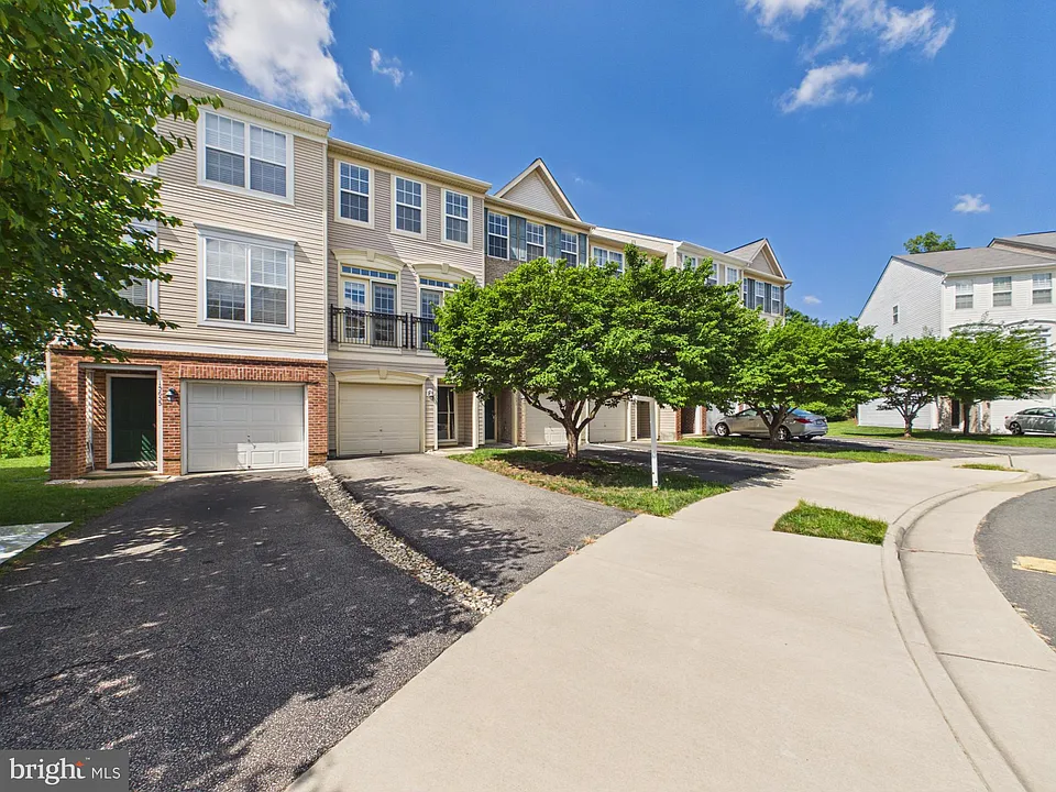 15653 John Diskin Cir