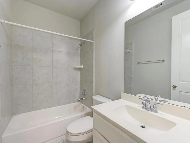 29419 Wood Lily Dr — Photo 35