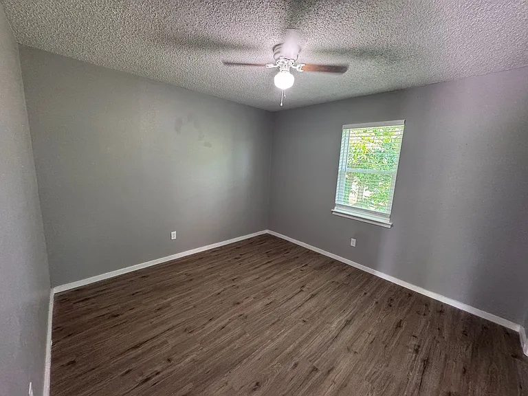 309 E Dean Ave #2 — Photo 9