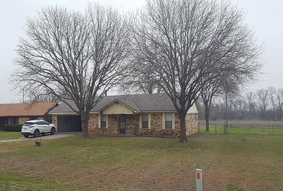 2nd image of 446 Anna Hobbs Ln