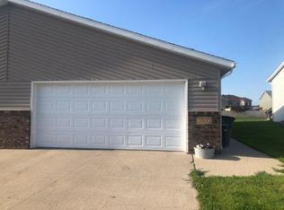 1801 41st Ave S, Moorhead, MN 56560