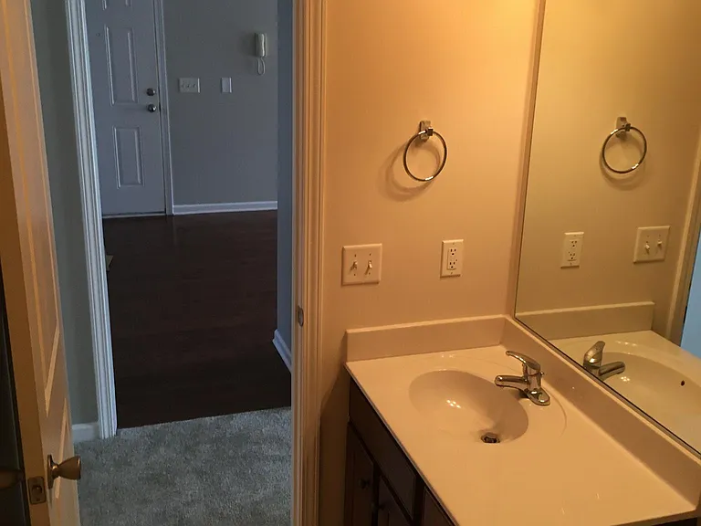 1616 Walnut View Dr — Photo 14