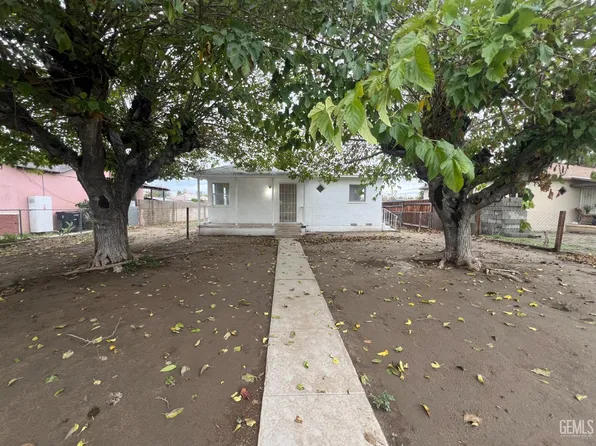 1312 Ming Ave, Bakersfield, CA 93304