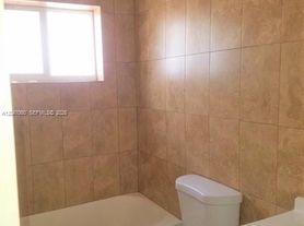 2230 Madison St, Hollywood, FL