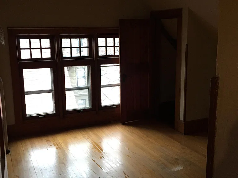 2824 E Newberry Blvd #3 — Photo 5