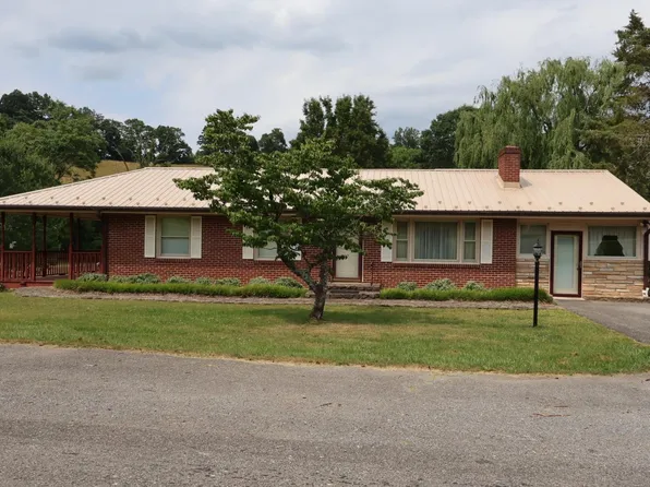 1053 Red Hill Rd, Big Island, VA 24526