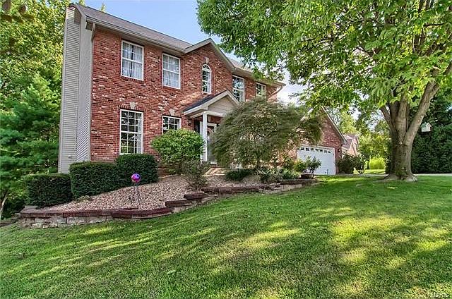 1st image of 300 Cambridge Dr