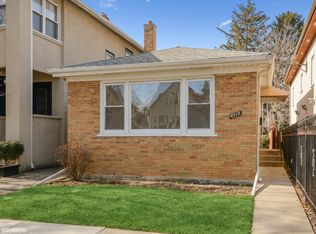 4712 N Kilbourn Ave, Chicago, IL