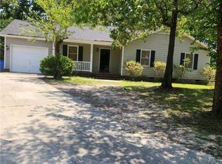 6705 Carnforth Ct, Fayetteville, NC 28304