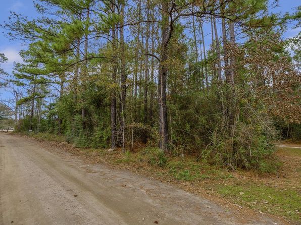 841 County Road 4595 Loop, Warren, TX 77664