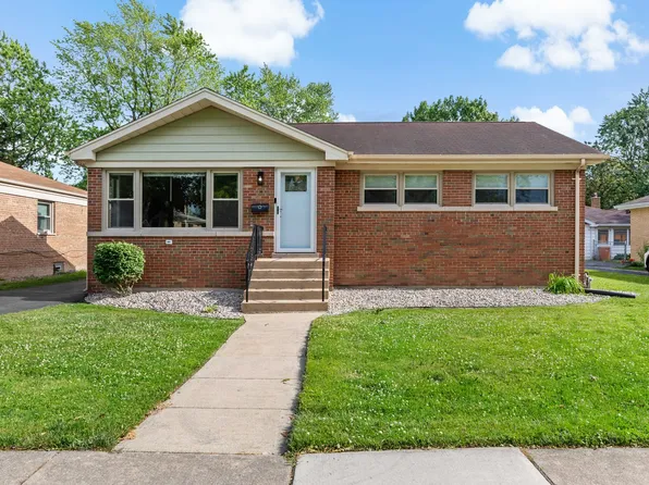 715 E 163rd Pl, South Holland, IL 60473