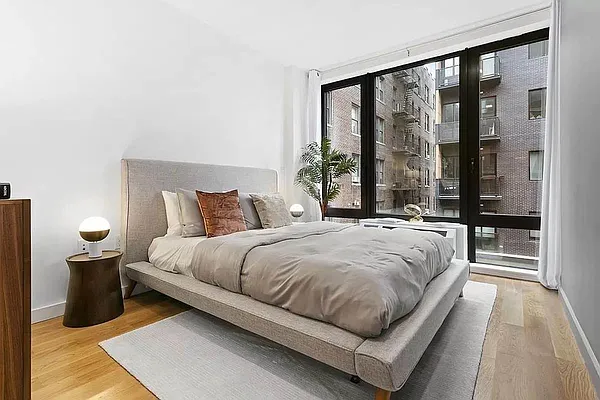 Rented by Zjama Realty Corp | media 10