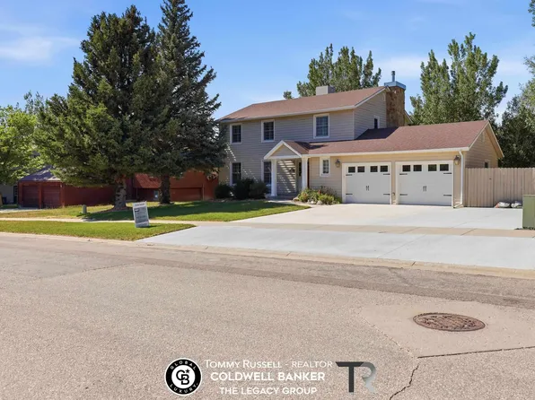 3920 Eagle Dr, Casper, WY 82604