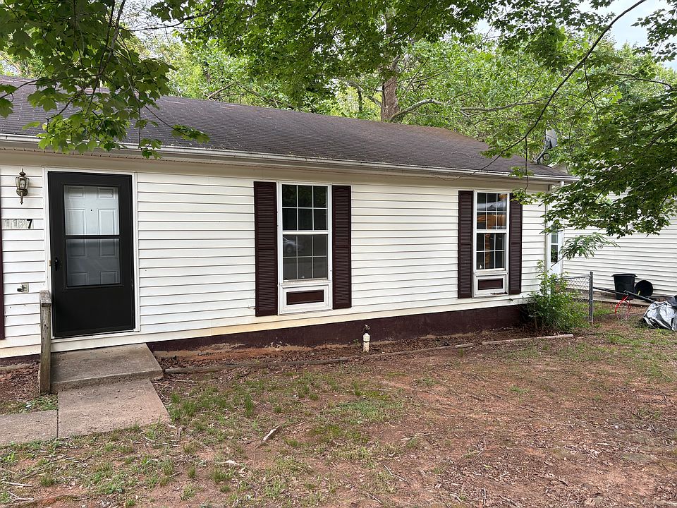 1st image of 1127 Stephens St