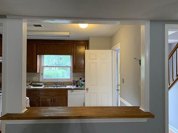 5th image of 1709 Twin Brooks Dr