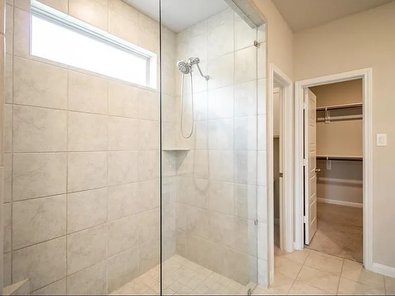 21449 Kings Guild Ln — Photo 22
