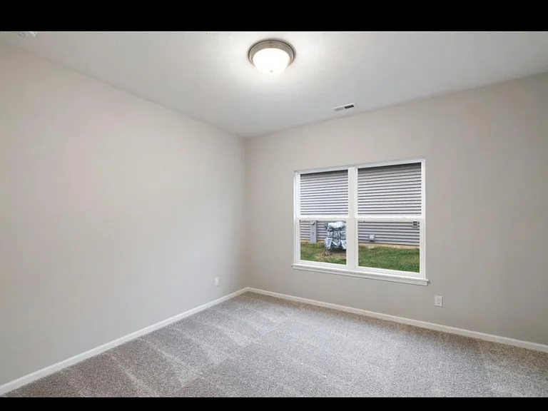 12412 Ontario Pl — Photo 19