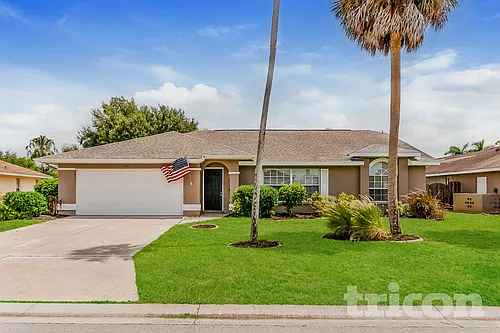 6835 67th Street Cir E Photo 1