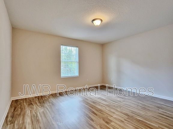 5th image of 8483 McGirts Village Ln