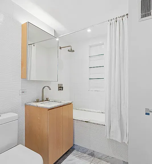 322 W 57th St #38D1 — Photo 5