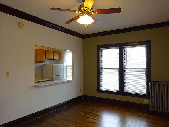 2nd image of 14 Oak Grove St APT 204
