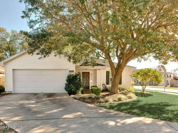 1067 Jones Creek Dr, Jacksonville, FL 32225
