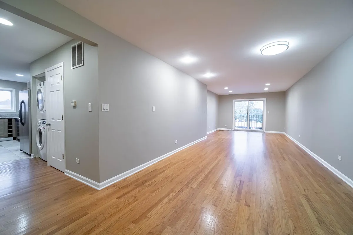 Building Photo - 8350 Kimball Ave #302