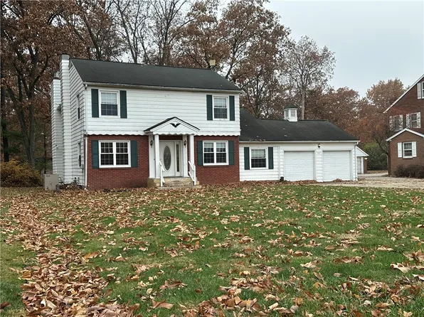 807 N Keller Dr, Effingham, IL 62401