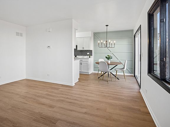 4th image of 1910 N Alpine Dr