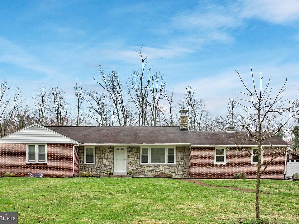 1st image of 314 Shady Ln