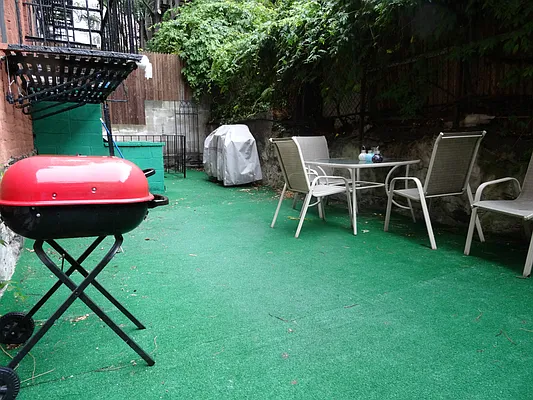 Rented by Keller Williams NYC | media 10