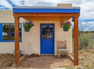 24 Grenfell Ranch Rd, Cerrillos, NM 87010