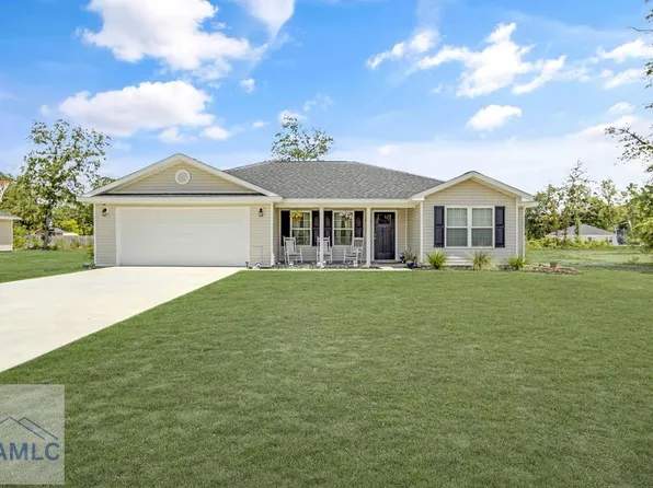 1136 Spring Grove Rd, Jesup, GA 31545