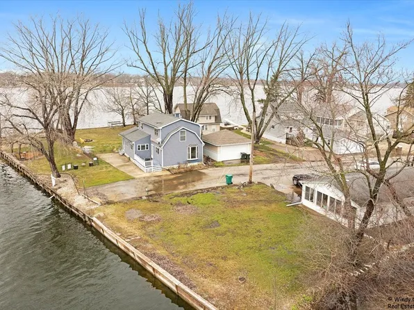 42430 N Witt Rd, Antioch, IL 60002