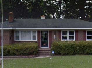 1449 Lakeside Rd, Virginia Beach, VA 23455