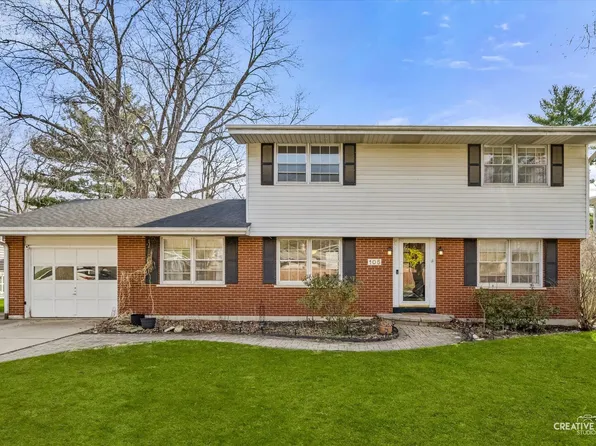 105 Wilson Pl, Oswego, IL 60543