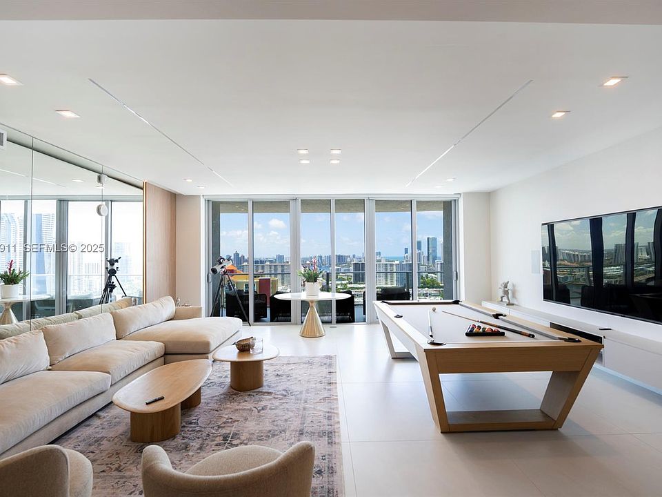 1st image of 330 Sunny Isles Blvd #5-UPH03